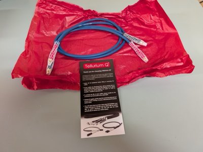 Tellurium Q Blue RCA Interconnect Cable (1m Pair) - Ex Demo