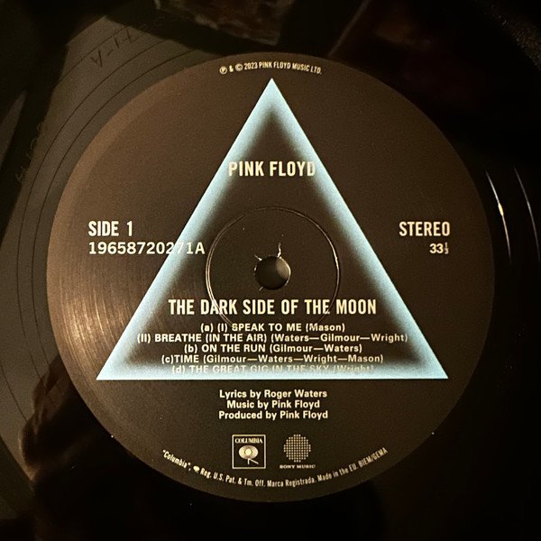 Pink Floyd The Dark Side of the Moon LP side 1 record label