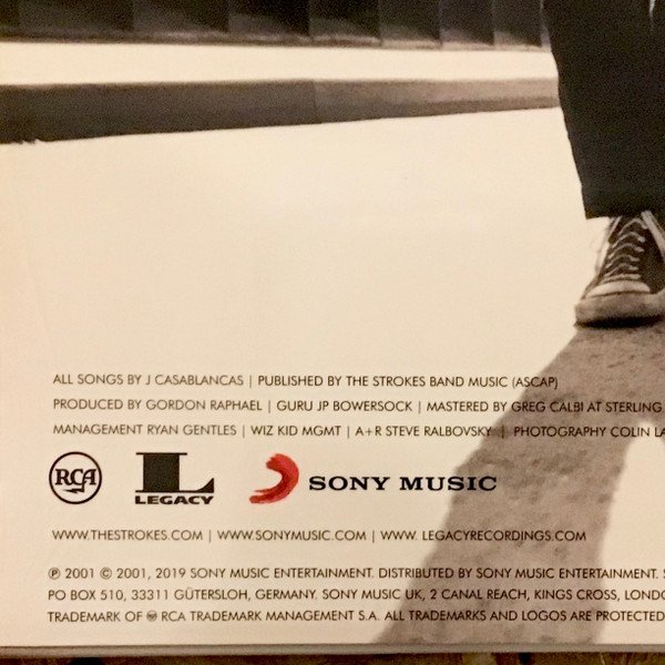 The Strokes - Is This It (LP) Vinyl, rear sleeve credits with RCA, Legacy and Sony Music logos