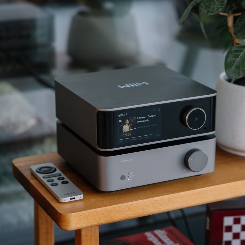 WiiM Vibelink Amp shown with WiiM Ultra streamer