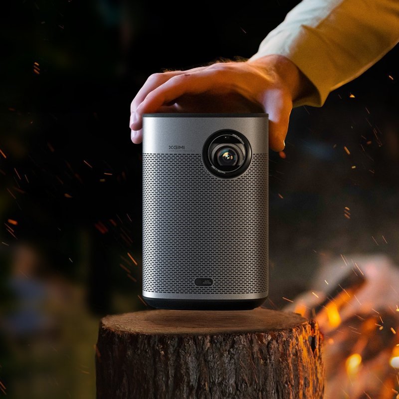 XGIMI Halo+ (New) portable projector used outdoors