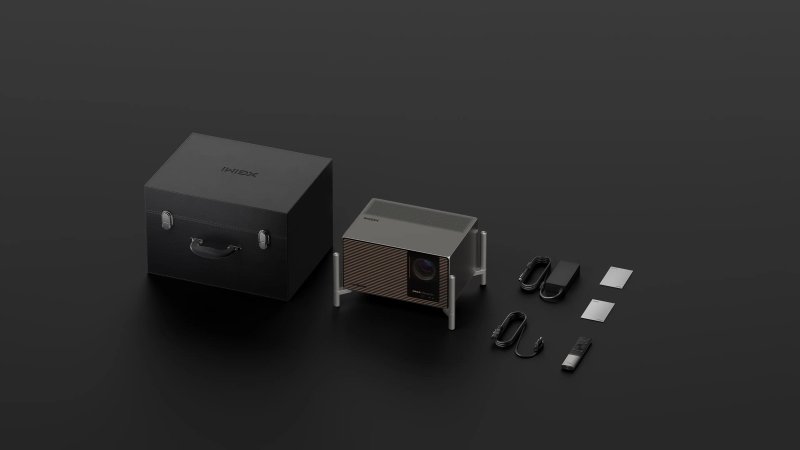 XGIMI TITAN Noir Ultra Max box contents including carry case and remote control